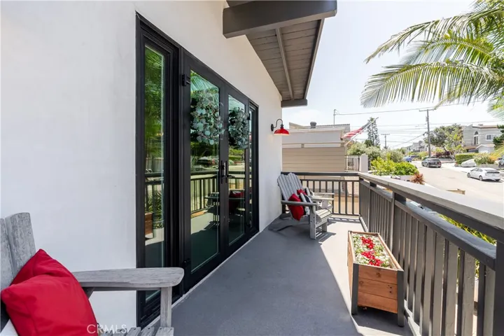 1724 Dixon Street, Redondo Beach, California 90278