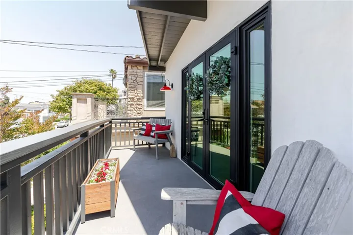 1724 Dixon Street, Redondo Beach, California 90278