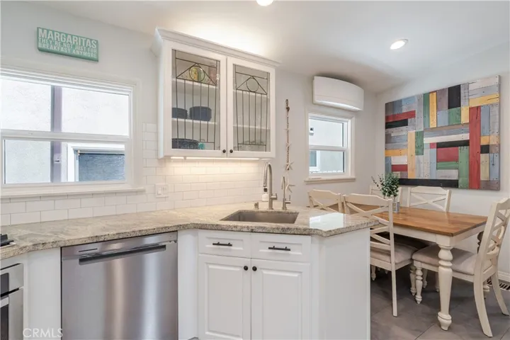 1724 Dixon Street, Redondo Beach, California 90278