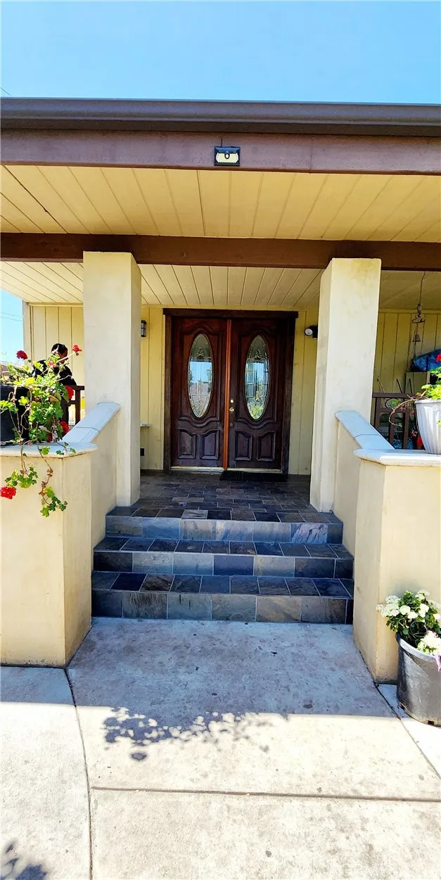 3112 1st Street, Riverside, California 92507 home-pic-3