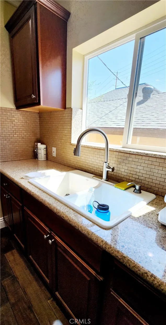3112 1st Street, Riverside, California 92507 home-pic-32