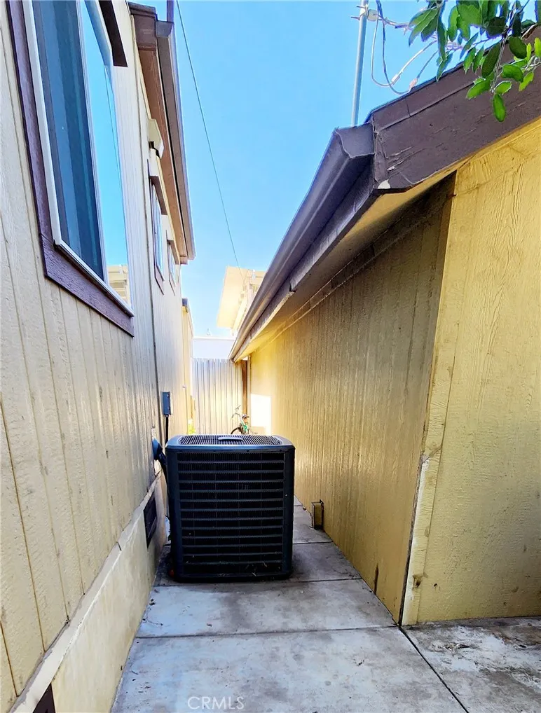 3112 1st Street, Riverside, California 92507 home-pic-19
