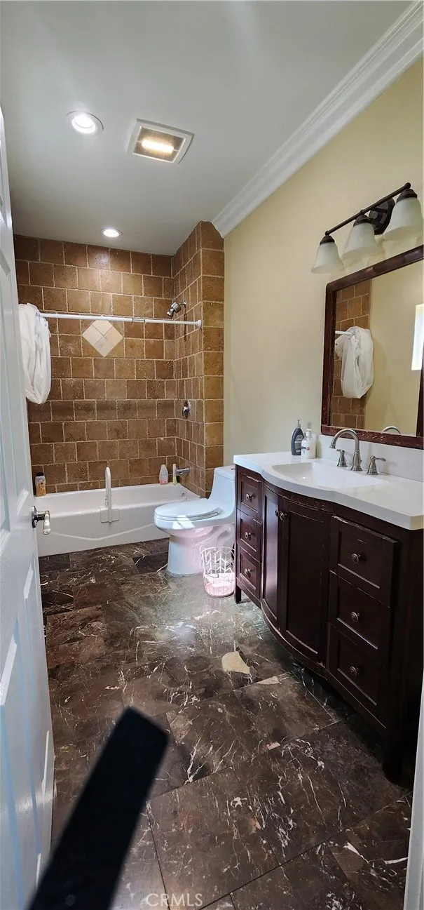 3112 1st Street, Riverside, California 92507 home-pic-40