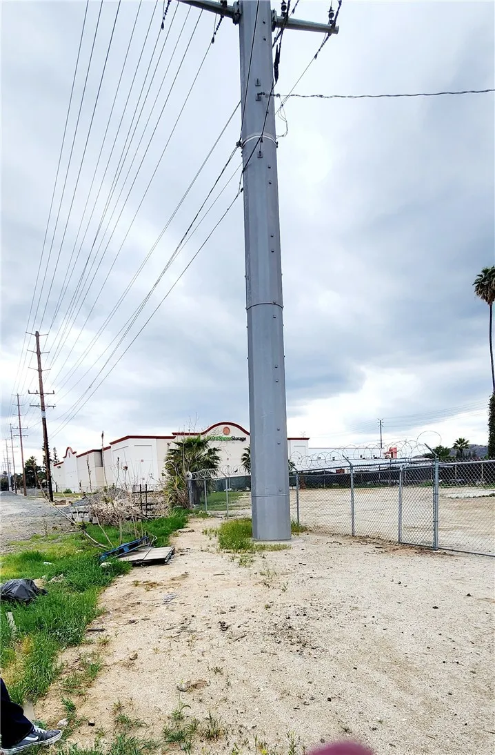3112 1st Street, Riverside, California 92507 home-pic-46