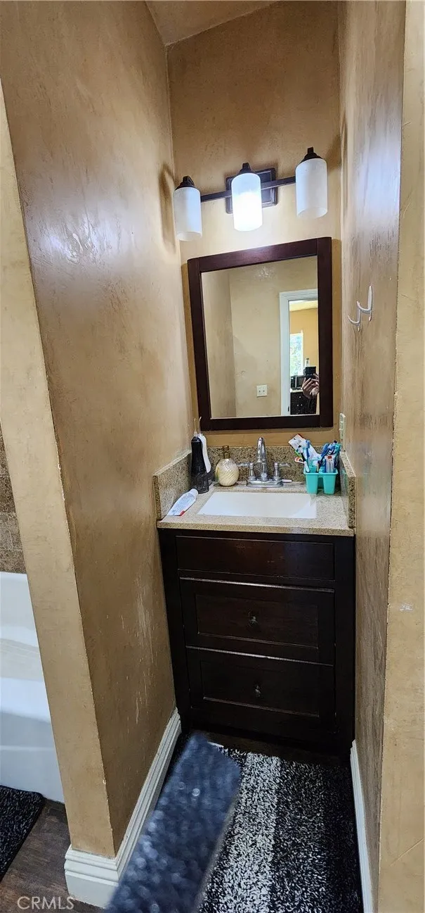 3112 1st Street, Riverside, California 92507 home-pic-13
