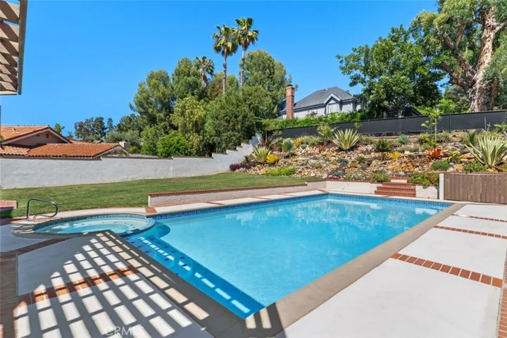 181 S Canyon Crest Drive, Anaheim Hills, California 92808