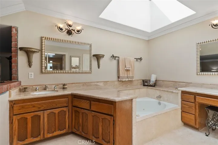 181 S Canyon Crest Drive, Anaheim Hills, California 92808