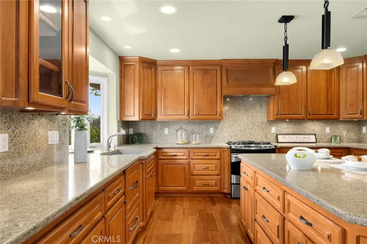 335 Encanada Drive, La Habra Heights, California 90631