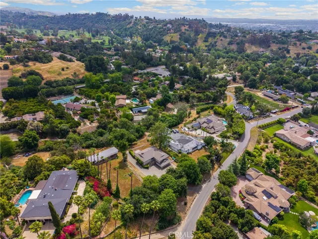 335 Encanada Drive, La Habra Heights, California 90631
