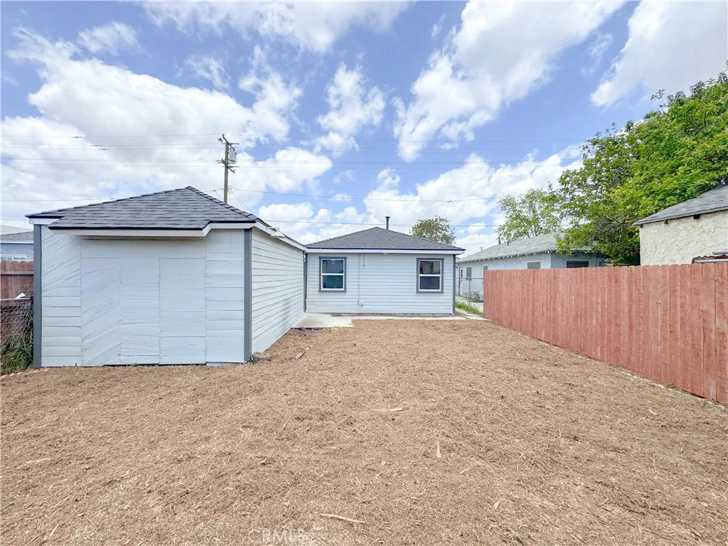 2058 E Stockwell Street, Compton, California 90222 home-pic-16
