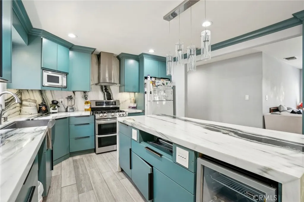 3336 Cherokee Avenue, South Gate, California 90280 home-pic-6