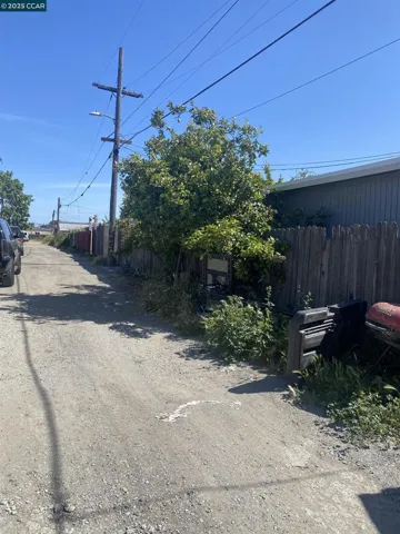625 6th St, Richmond, California 94801