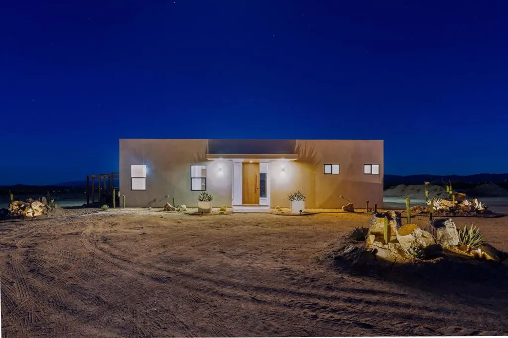 1925 Border Avenue, Joshua Tree, California 92252 home-pic-49
