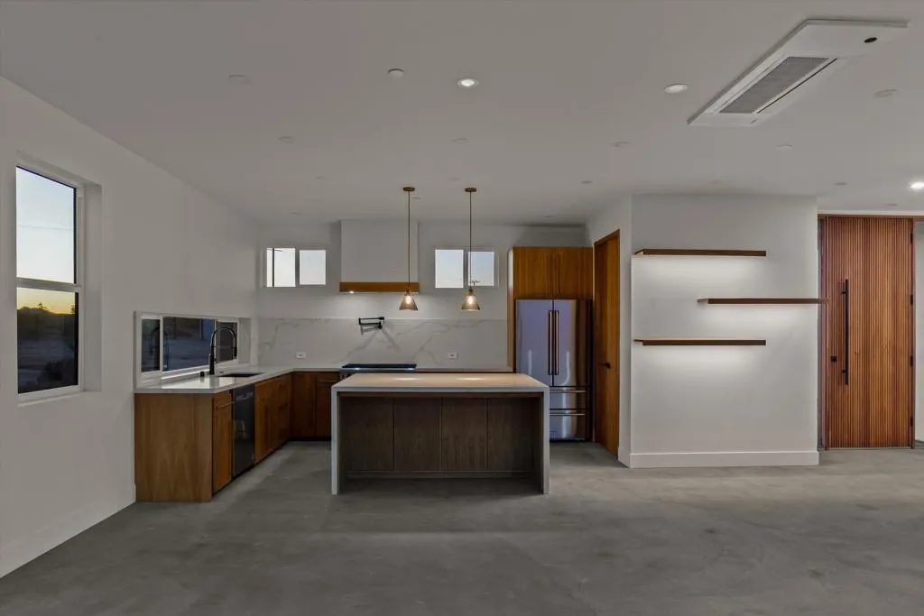1925 Border Avenue, Joshua Tree, California 92252 home-pic-29