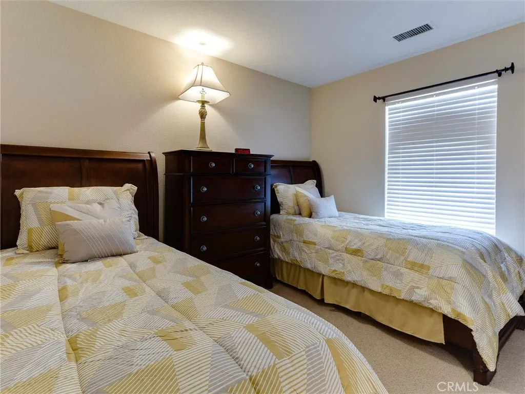 17625 Carpintero Avenue, Bellflower, California 90706 home-pic-12