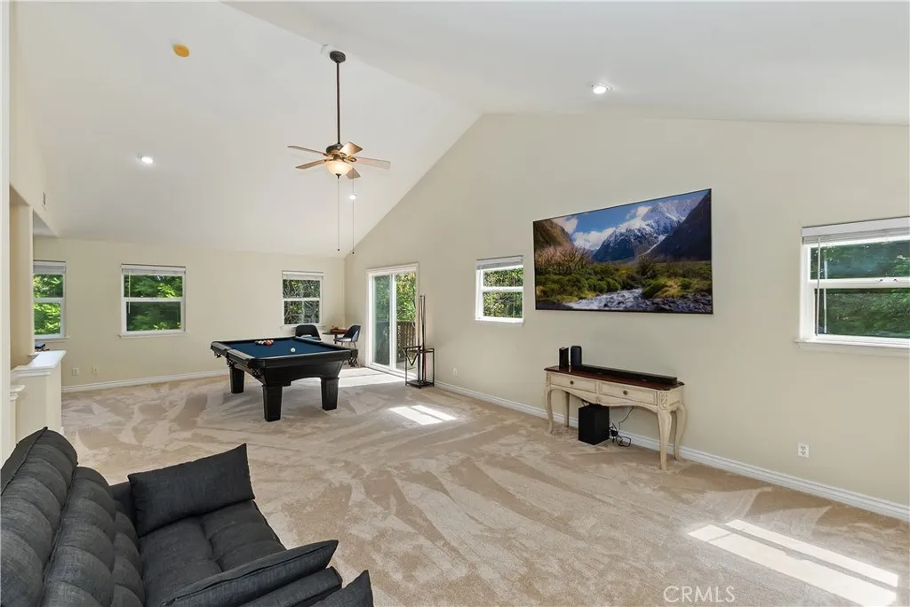 28589 Shenandoah Drive, Lake Arrowhead, California 92352 home-pic-21