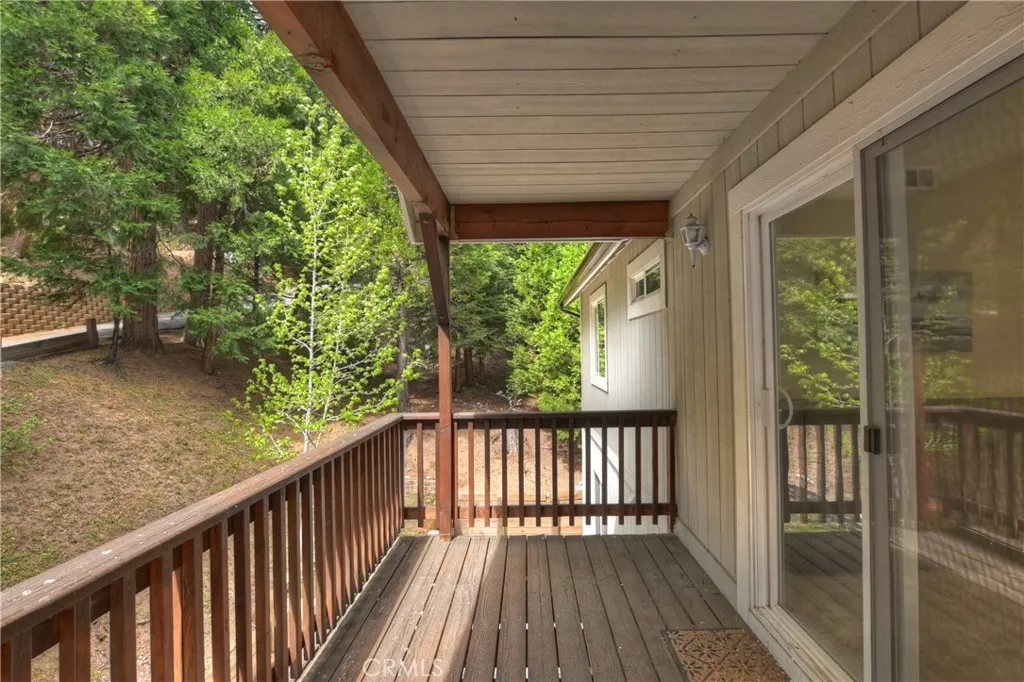 28589 Shenandoah Drive, Lake Arrowhead, California 92352 home-pic-30