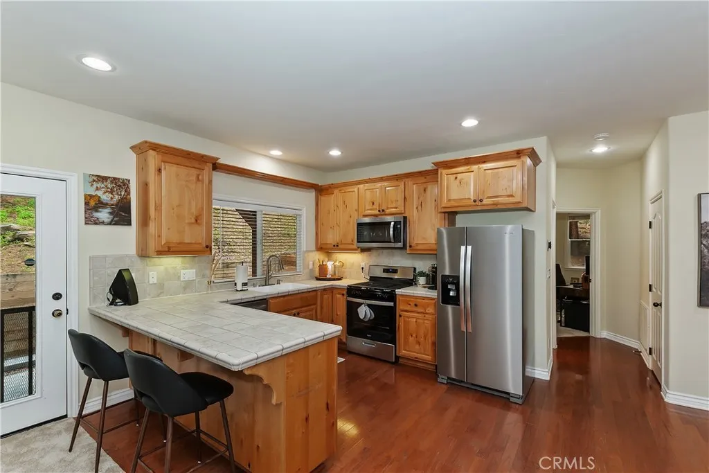 28589 Shenandoah Drive, Lake Arrowhead, California 92352 home-pic-6