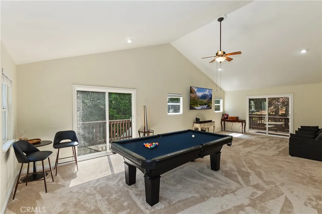 28589 Shenandoah Drive, Lake Arrowhead, California 92352 home-pic-19
