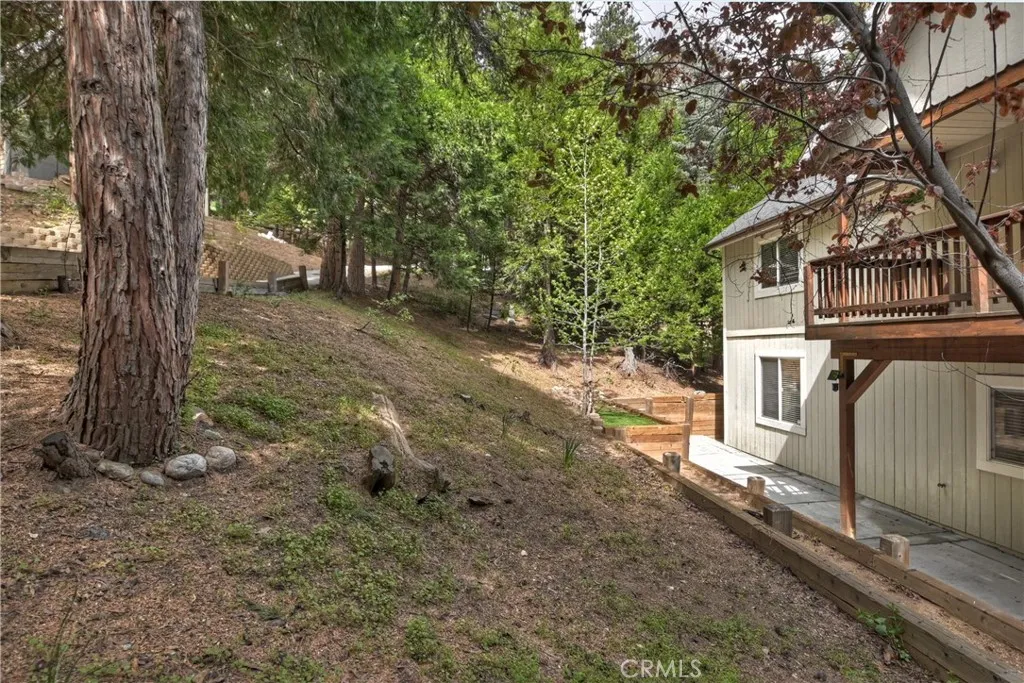 28589 Shenandoah Drive, Lake Arrowhead, California 92352 home-pic-37