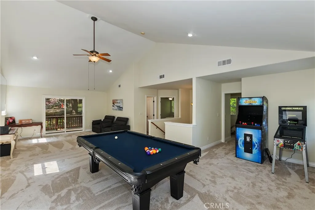 28589 Shenandoah Drive, Lake Arrowhead, California 92352 home-pic-20