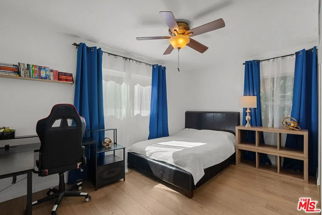 4300 Pampas Road, Woodland Hills, California 91364 home-pic-18