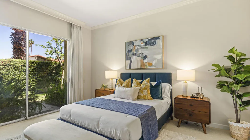 555 W Baristo Road  home-pic-20