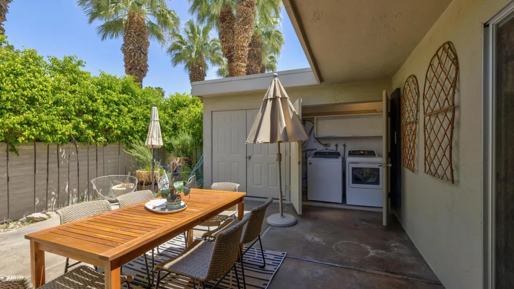 555 W Baristo Road  home-pic-27