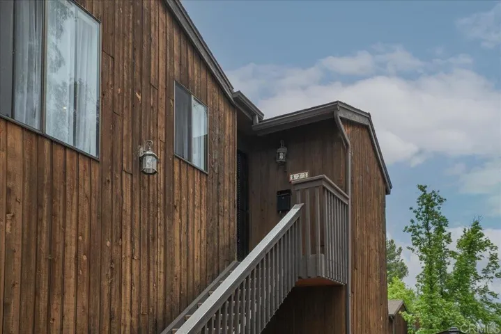 2157 Arnold Way 821, Alpine, California 91901