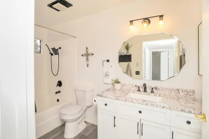 2157 Arnold Way 821, Alpine, California 91901