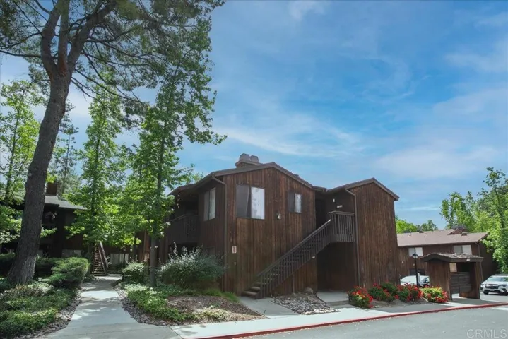 2157 Arnold Way 821, Alpine, California 91901