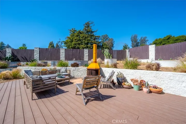 Side deck and garden beds