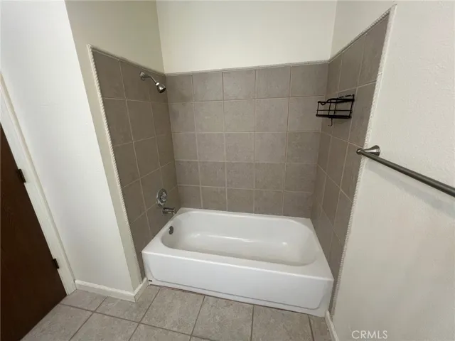 287 – 289 Bothun Road, Turlock, California 95380