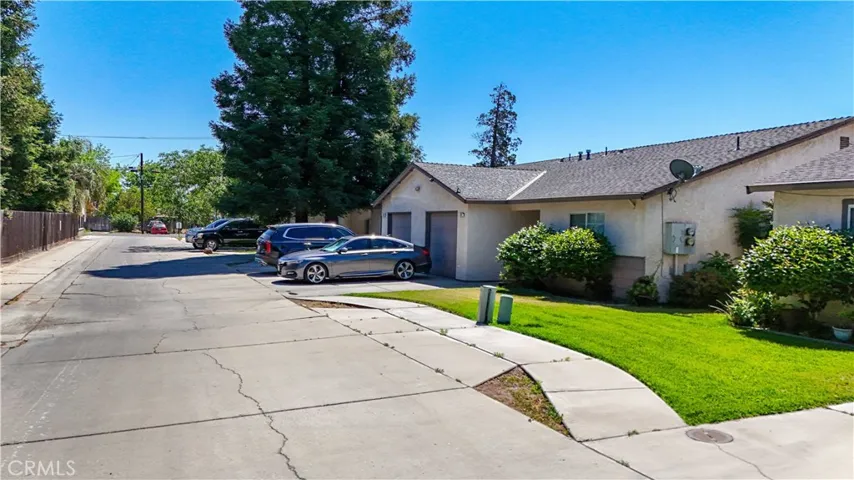 287 – 289 Bothun Road, Turlock, California 95380