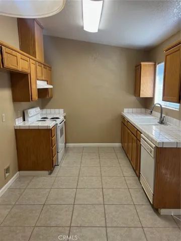 287 – 289 Bothun Road, Turlock, California 95380