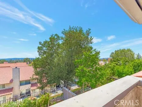 11255 Key West Avenue 2, Porter Ranch, California 91326
