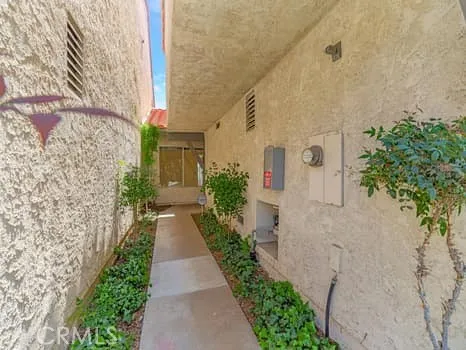 11255 Key West Avenue 2, Porter Ranch, California 91326