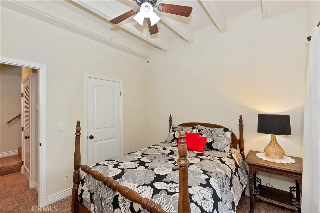 23776 Lakeview Drive, Crestline, California 92325 home-pic-28