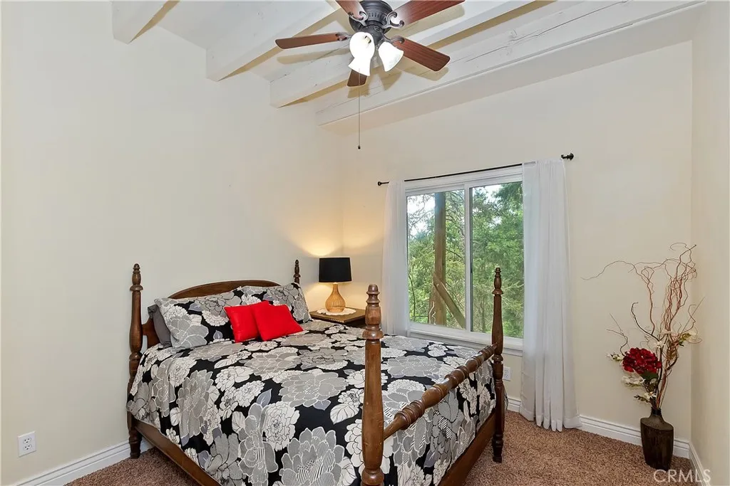 23776 Lakeview Drive, Crestline, California 92325 home-pic-27