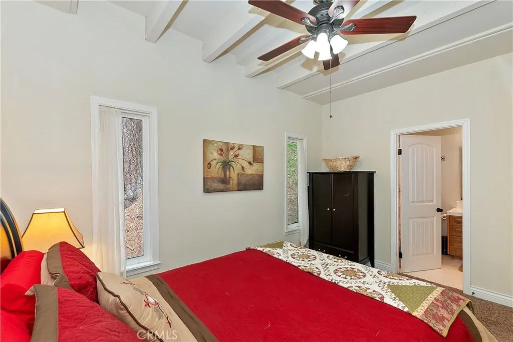 23776 Lakeview Drive, Crestline, California 92325 home-pic-23