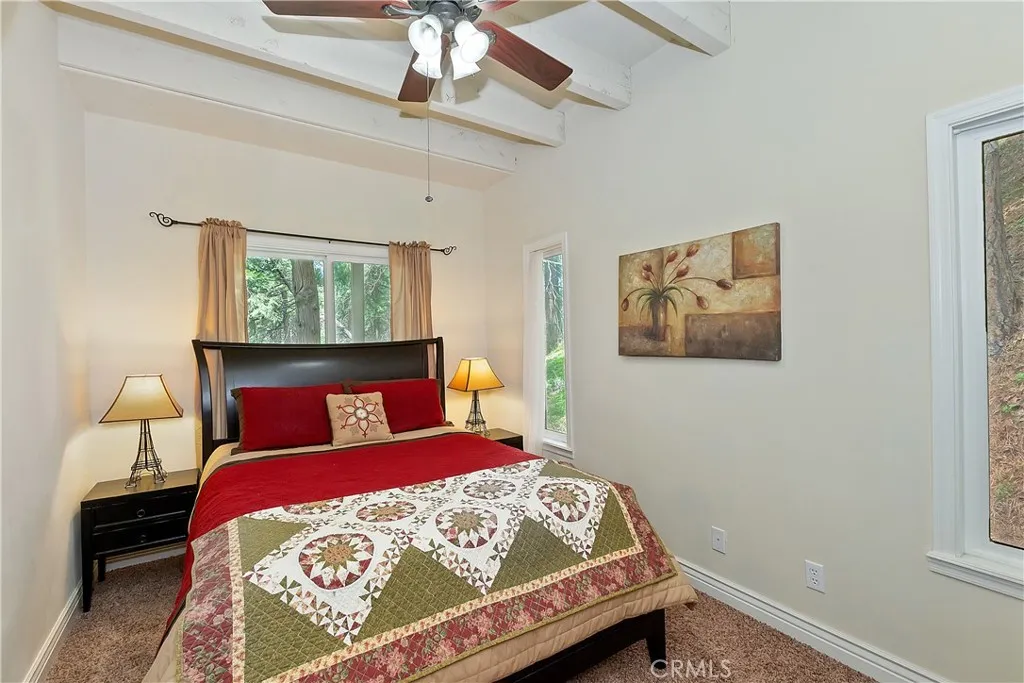 23776 Lakeview Drive, Crestline, California 92325 home-pic-22