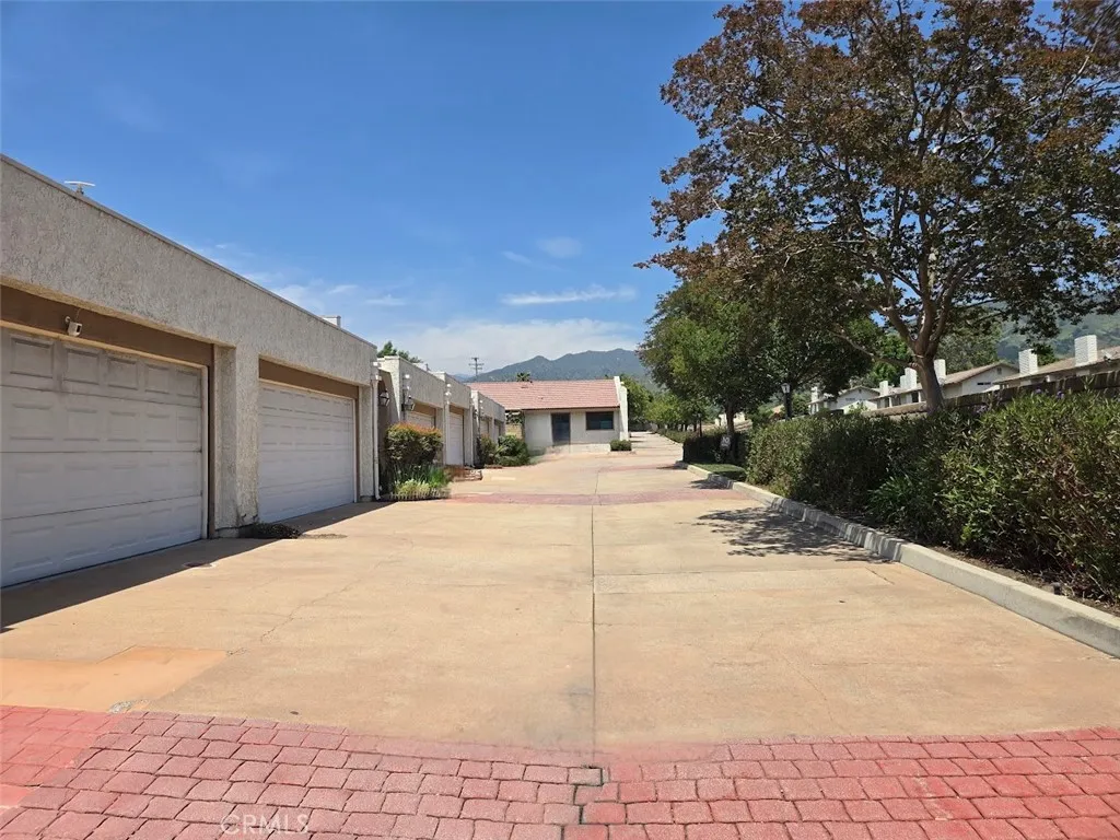 1432 E Foothill Boulevard 15, Glendora, California 91741 home-pic-25