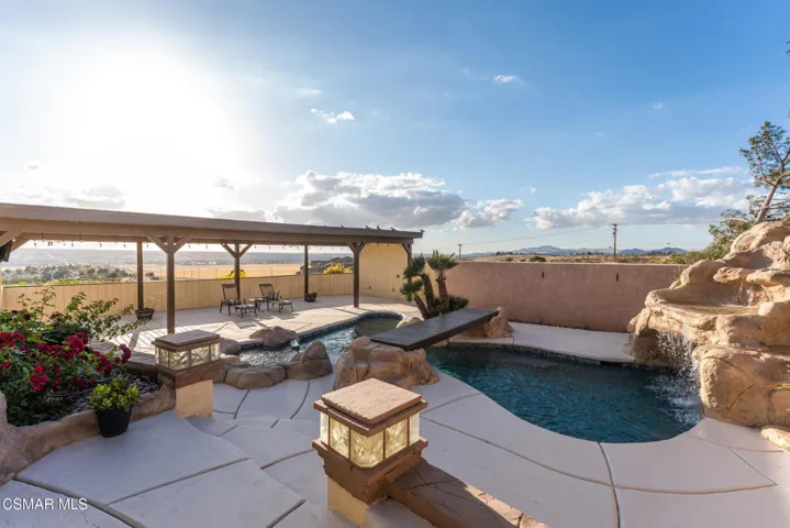 10464 caribou ave-44