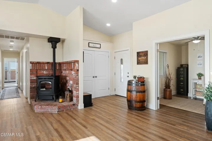 10464 caribou ave-8