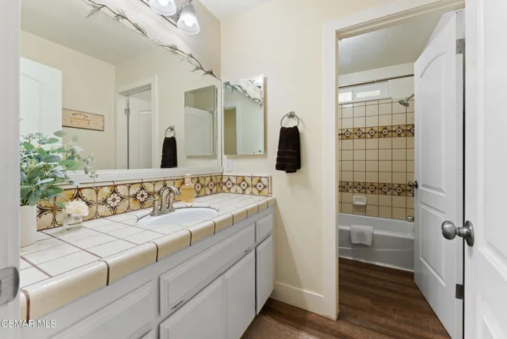 10464 caribou ave-29