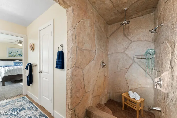 10464 caribou ave-25