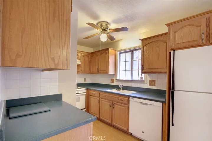 221 E Barker Boulevard, Big Bear City, California 92314