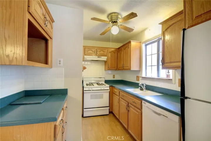 221 E Barker Boulevard, Big Bear City, California 92314