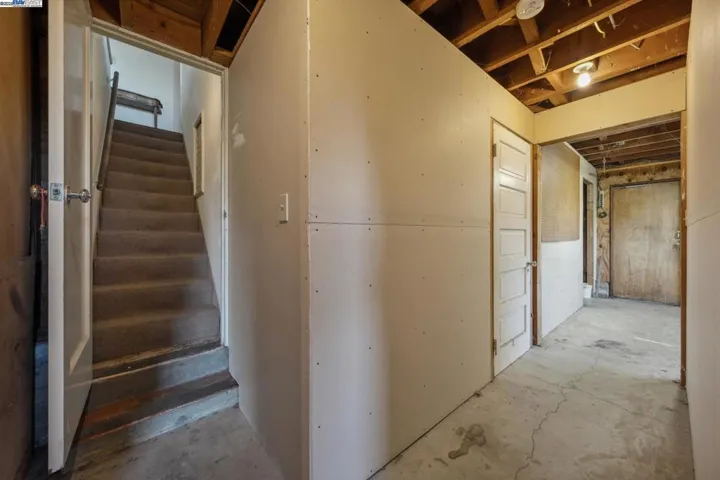 5915 Rincon Drive, Oakland, California 94611