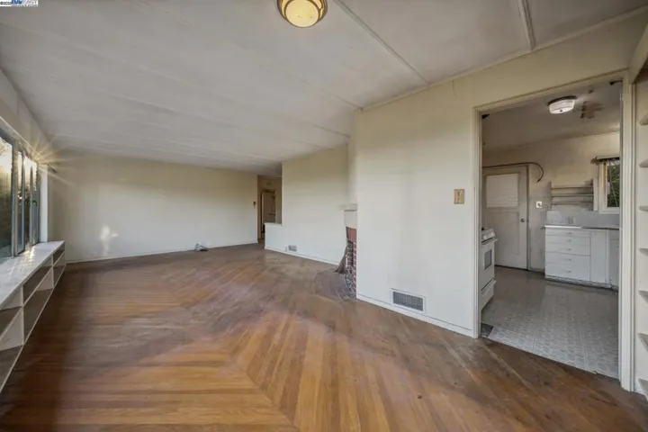 5915 Rincon Drive, Oakland, California 94611